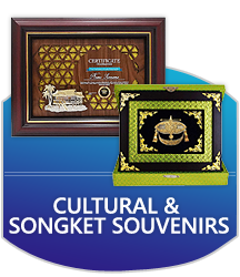Image 110: Cultural & Songket Souvenirs